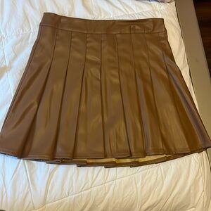 Tilly’s Brown skirt
